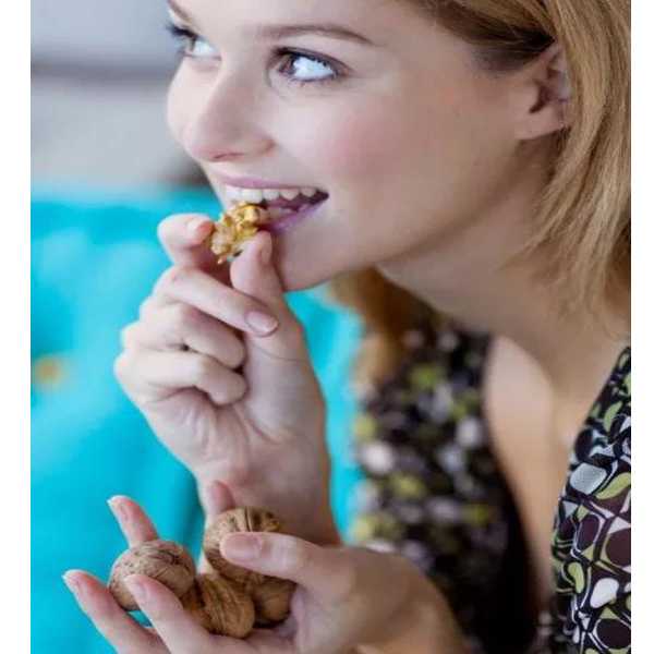 tác dụng của quả óc chó với phụ nữ