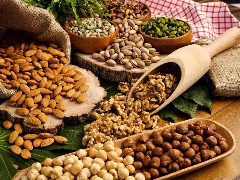 Các loại hạt chứa nhiều dưỡng chất và vitamin cần thiết cho cơ thể