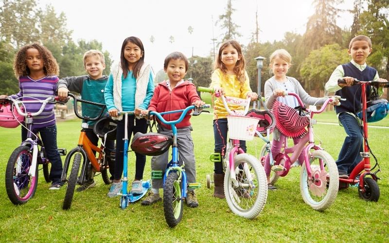 Xe đạp mini giúp bé rèn luyện thân thể và khả năng logic